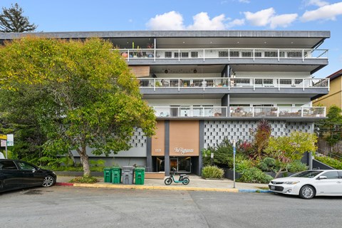 the building in which the apartment is located
