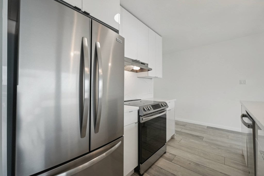 1771 Highland Place is a similar property to Aquatic II located in Berkeley