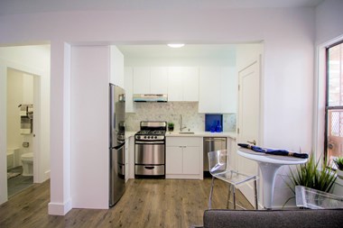 726 Fillmore Street Studio-4 Beds Apartment for Rent - Photo Gallery 1