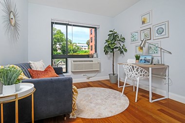 697 Bronx River Road 3 Beds Apartment for Rent