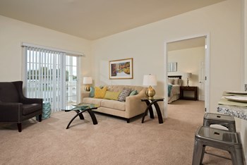 Birch Living Room - Photo Gallery 3