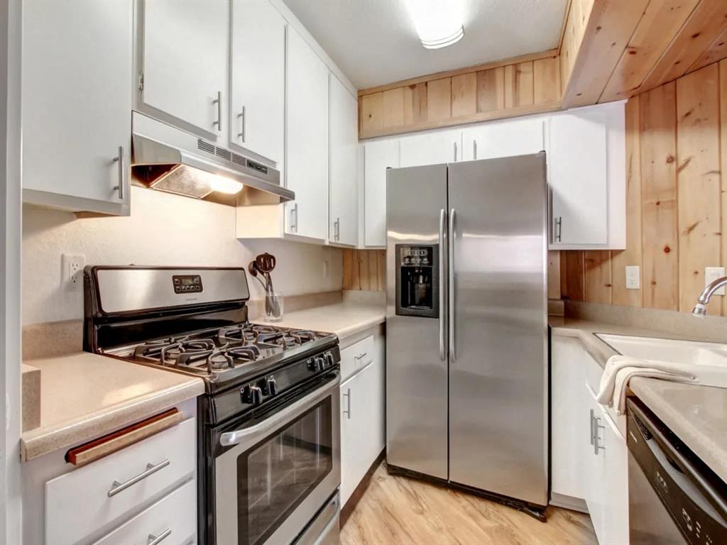 6929 Kester is a similar property to The Esplanade located in Van Nuys