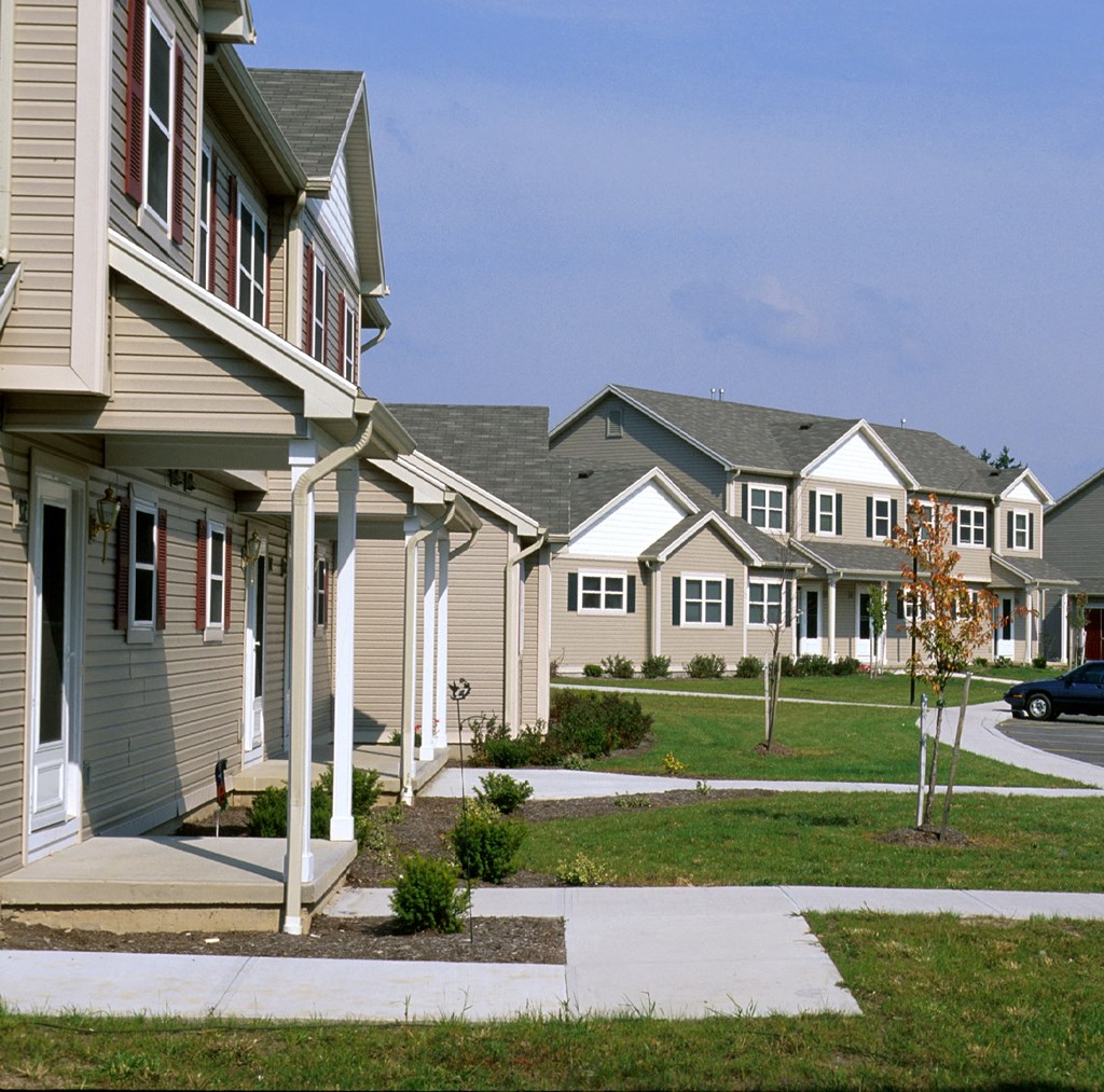a row of houses in a suburban neighborhood