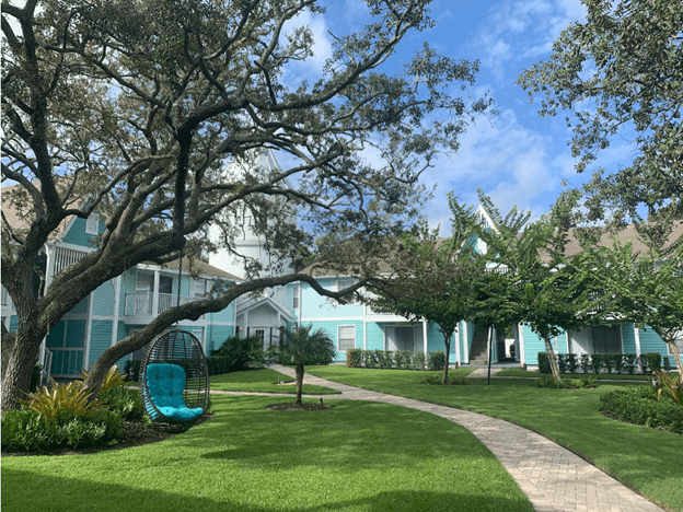 "hangout" in the amazing lawn space