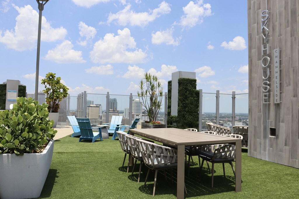 SkyHouse Channelside