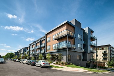 4040 W 31St St 1-2 Beds Apartment for Rent - Photo Gallery 4