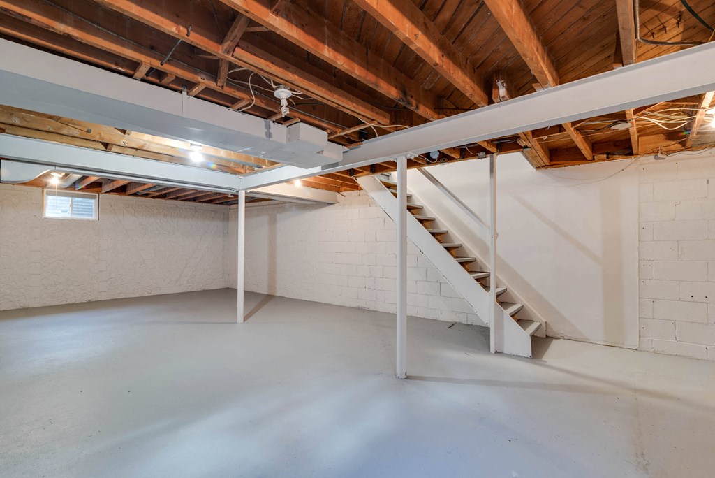 Spacious basement area