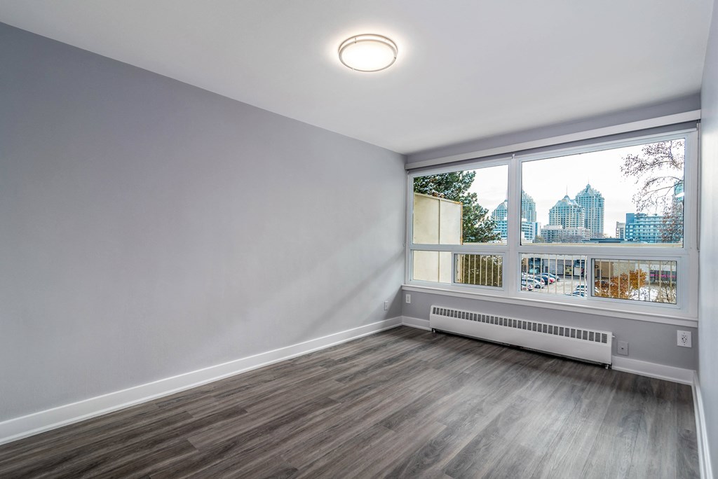 Bright room with lots of windows