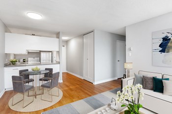 kitchen and dining room - Photo Gallery 2