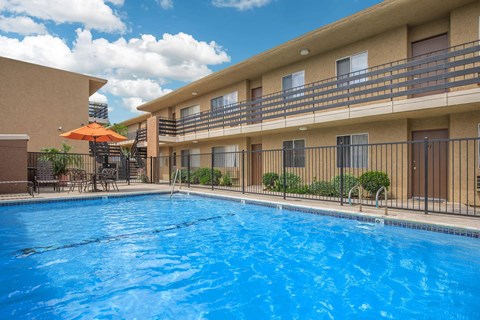 the swimming pool at the resort at glade springs at Villa La Paz Apartments, Bellflower, CA, 90706