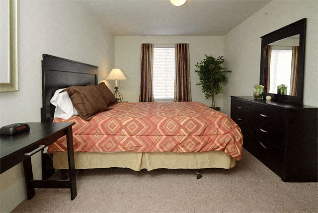 Apartment Master Bedroom at Van Horne Estates Apartments, El Paso, 79934