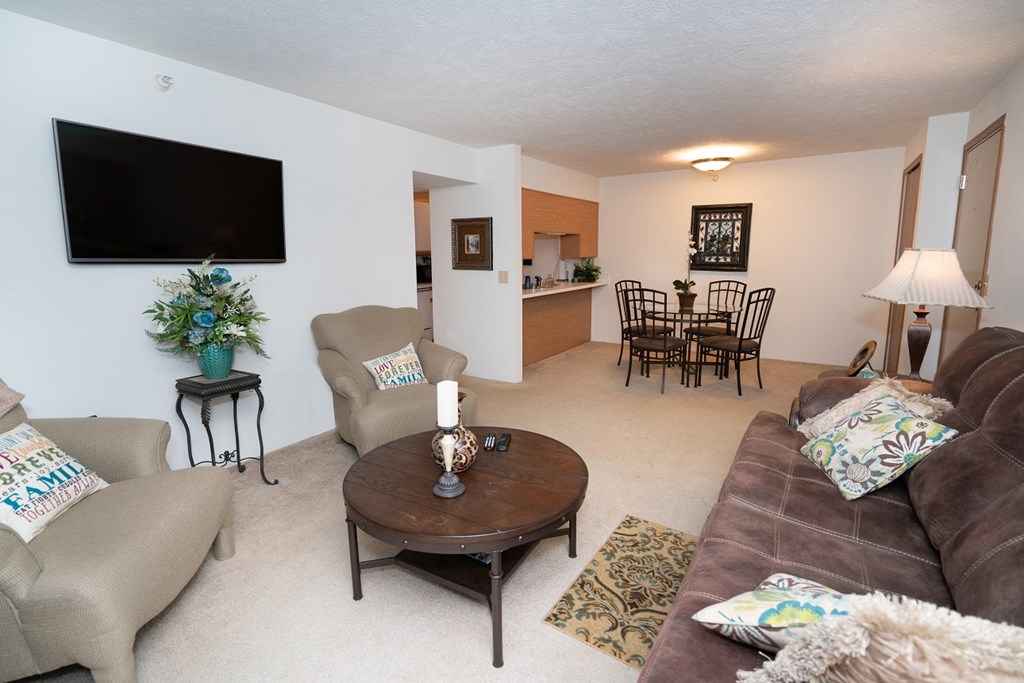 living dining area  at Wheeler Estates Apartments, Decatur, Alabama