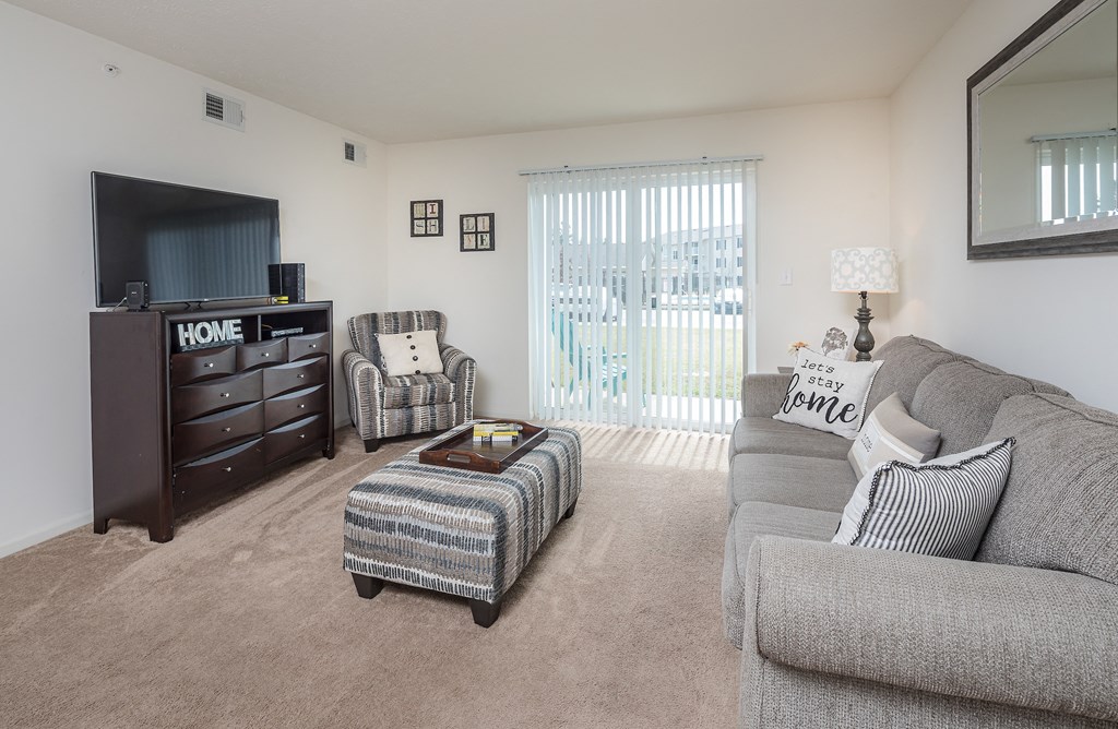 Living Area  View  at Benson Estates Apartments, AUGUSTA, 30815