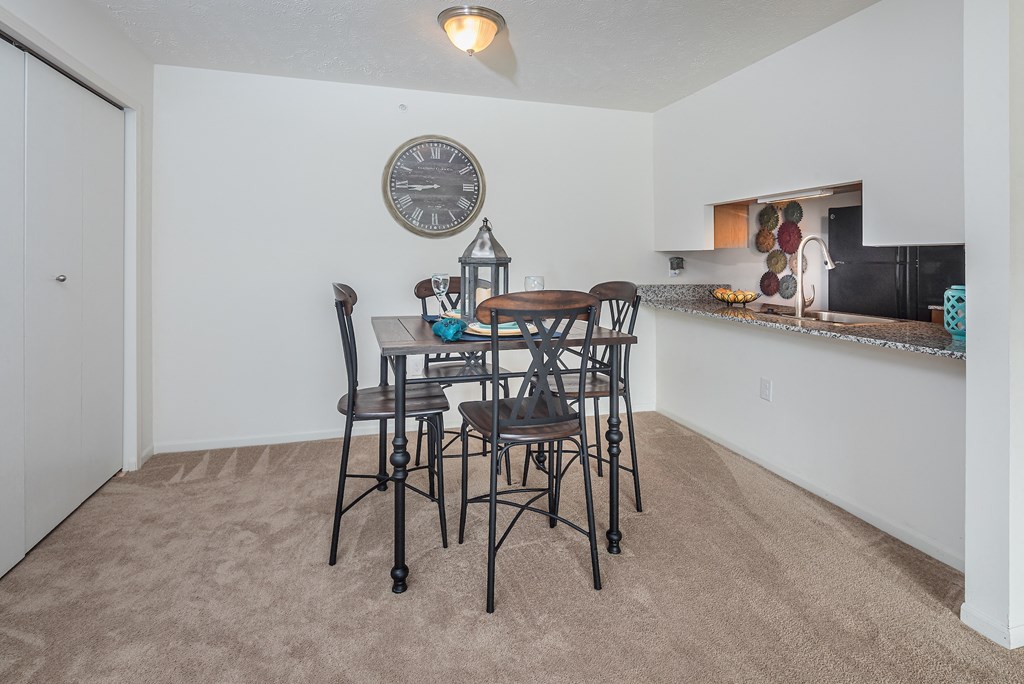 Dining Room  at Benson Estates Apartments, AUGUSTA, GA