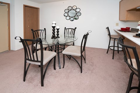 Dining area at Boggan Estates Apartments in Tupelo, MS