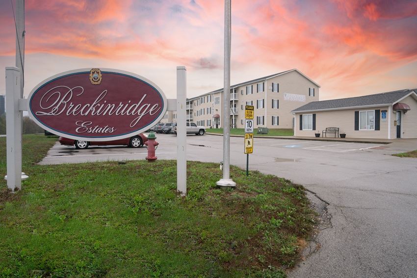 Exterior at Breckenridge Estates Apartments in Lawrenceville