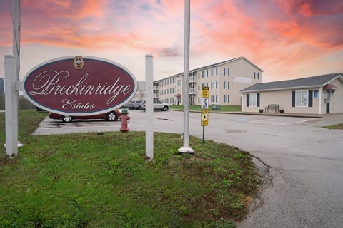 Exterior at Breckenridge Estates Apartments in Lawrenceville