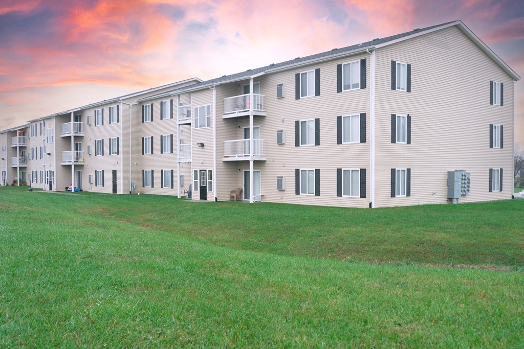 Exterior at Breckenridge Estates Apartments in Lawrenceburg, KY