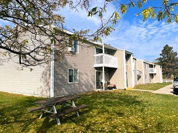 1323 Mackinaw Ave 1-2 Beds Apartment for Rent - Photo Gallery 19