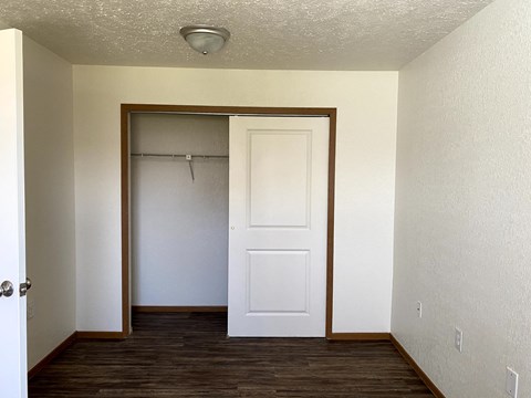 Closet Anderson Apartments1160 E Hopson
