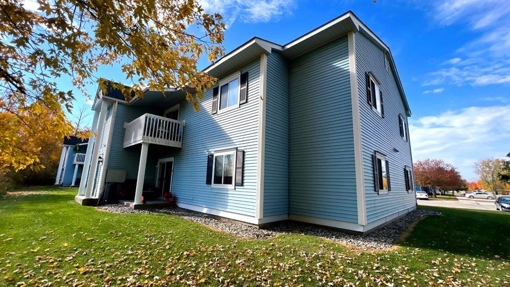 Rousseau Apartments Au Gres MI