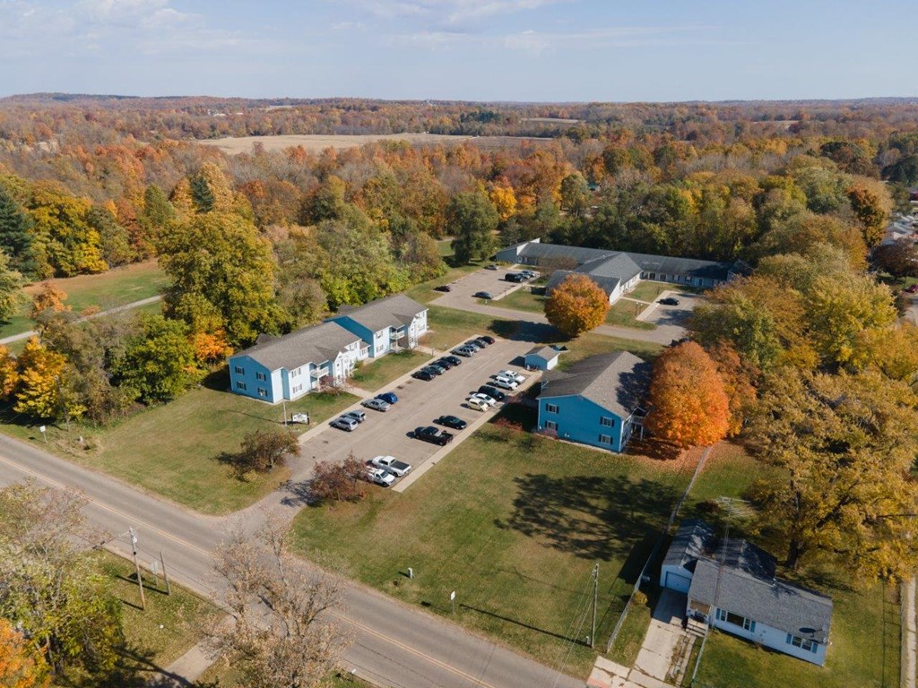 McDowell Apartments 55919 Co. Rd. 687, Hartford, MI 49057