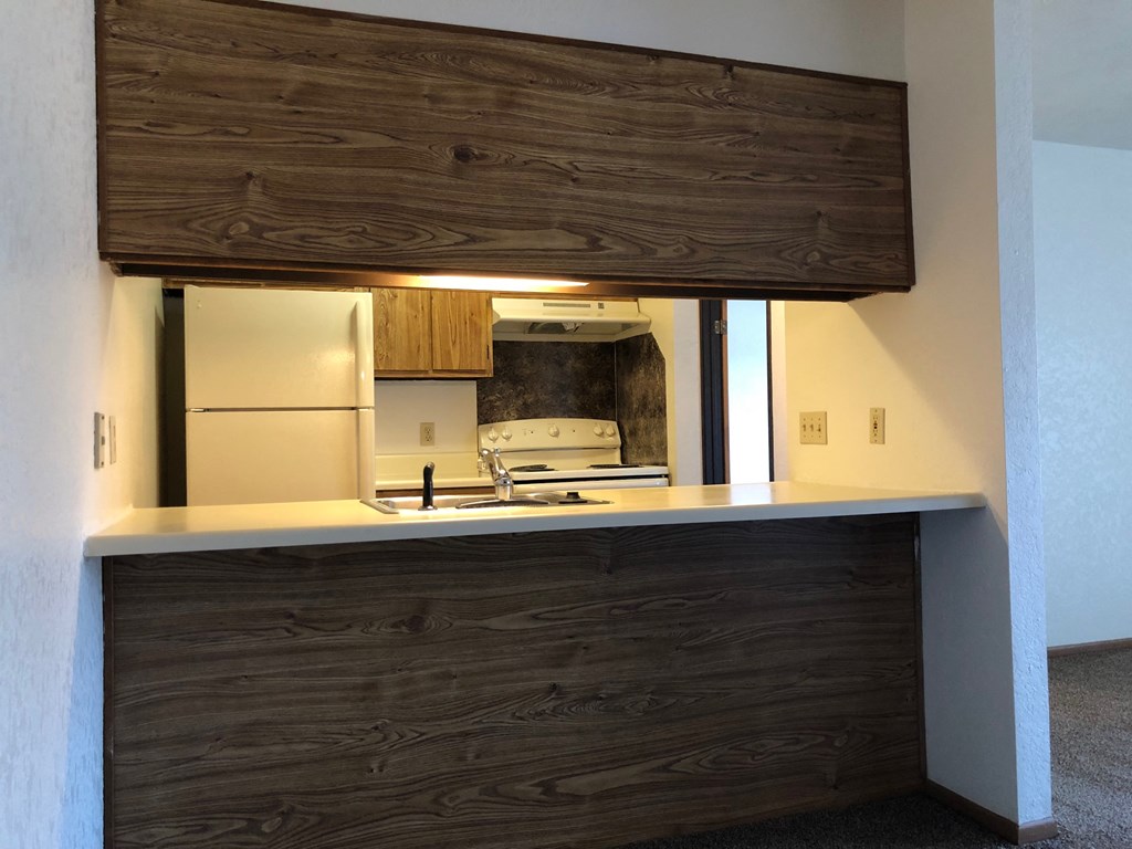 Rousseau Apartments Au Gres MI