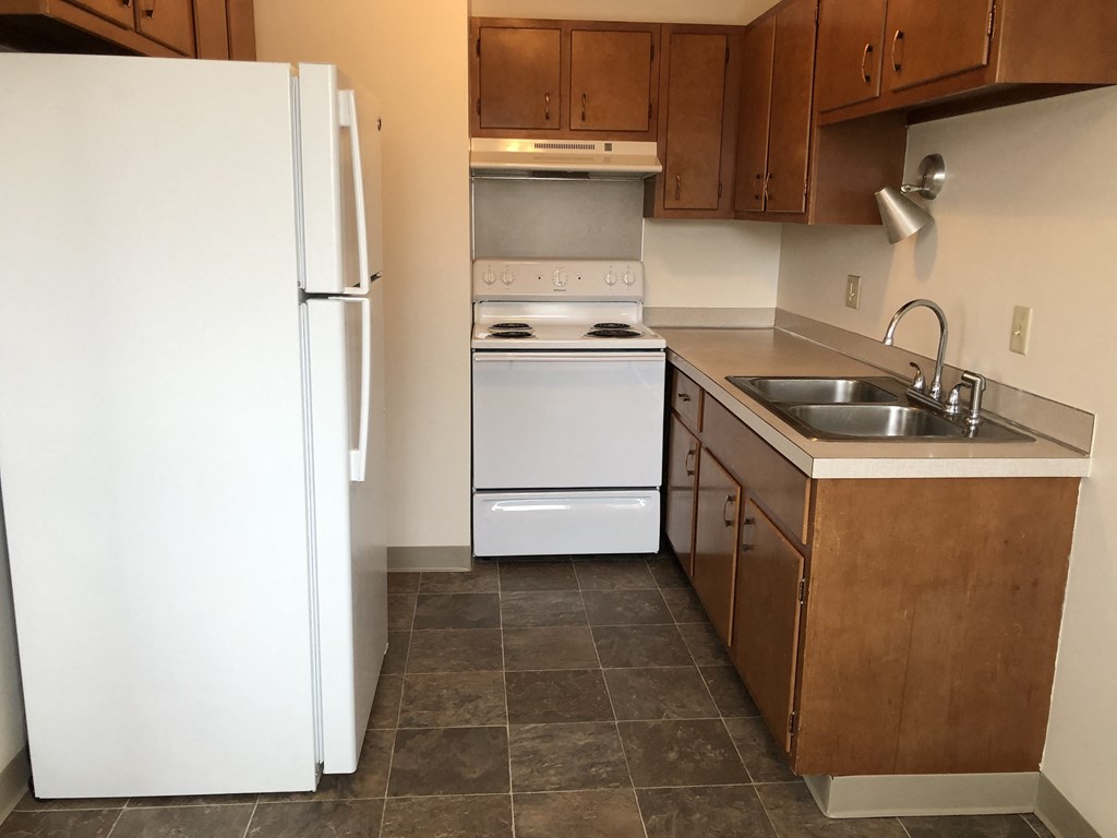 Carriage House Apartments
206 Hill Street, Portland, MI 48875