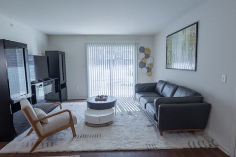 1301 Linden Lane 1-2 Beds Apartment for Rent