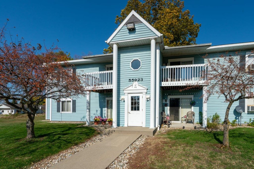 McDowell Apartments 55919 Co. Rd. 687, Hartford, MI 49057