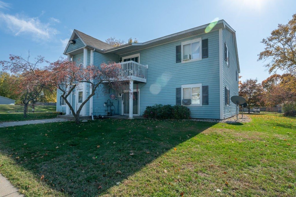 McDowell Apartments 55919 Co. Rd. 687, Hartford, MI 49057