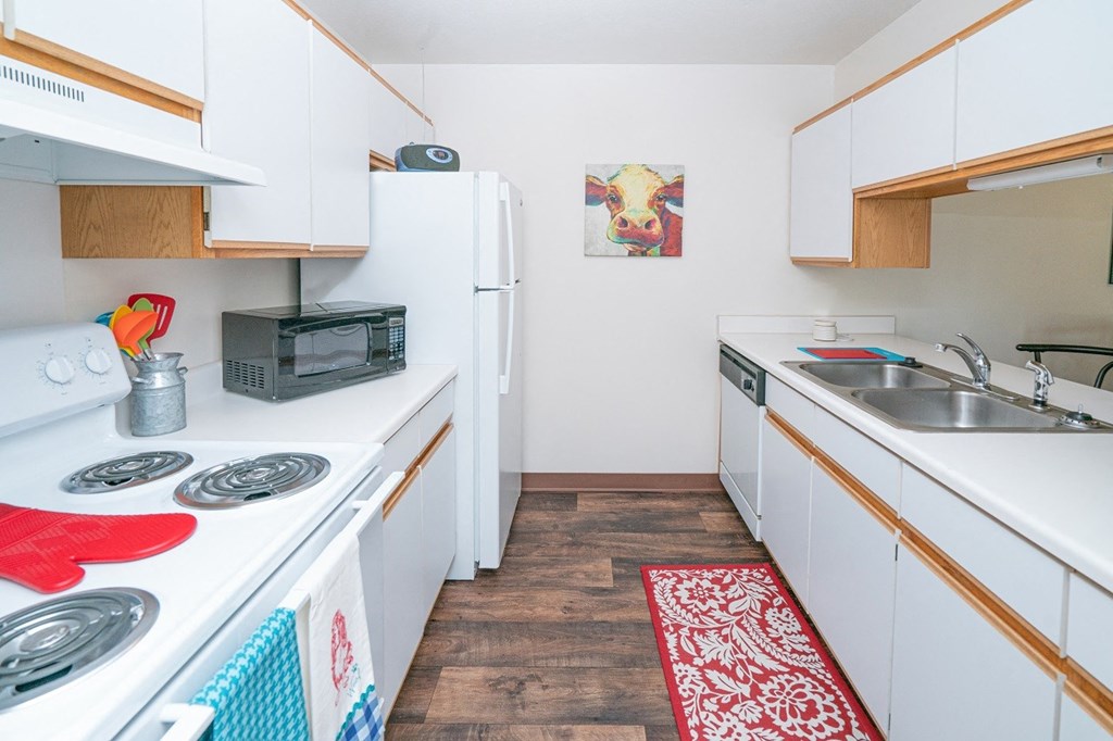 Kitchen gallery at Nelson Estates Apartments,1815