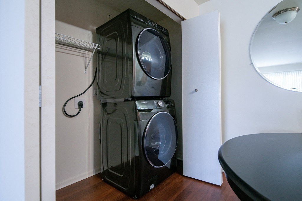 Washer Dryer at Oliver Apartments, Michigan, 48182