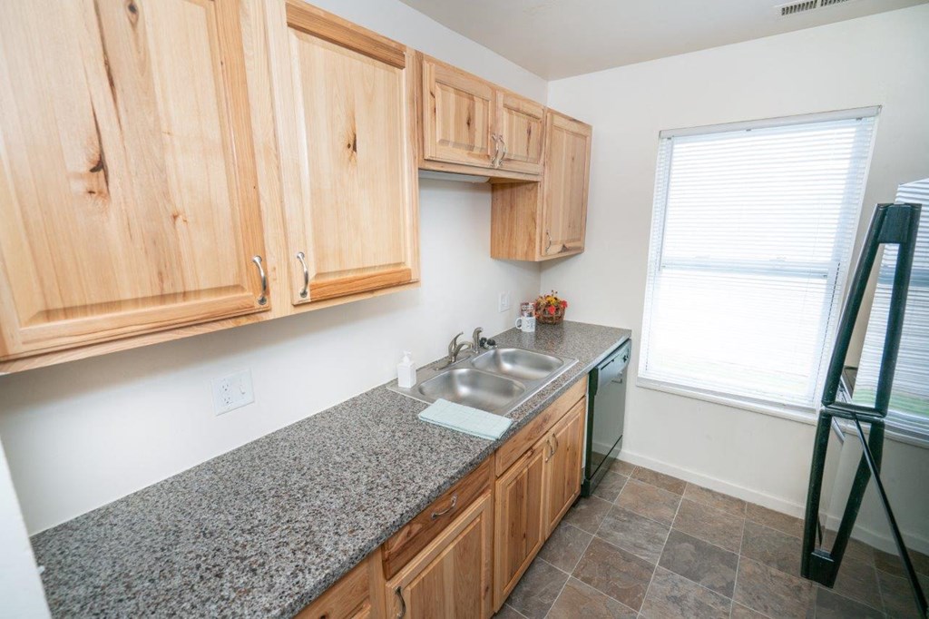 Bridge Street North
1050 Bridge Street, Alma, MI 48801