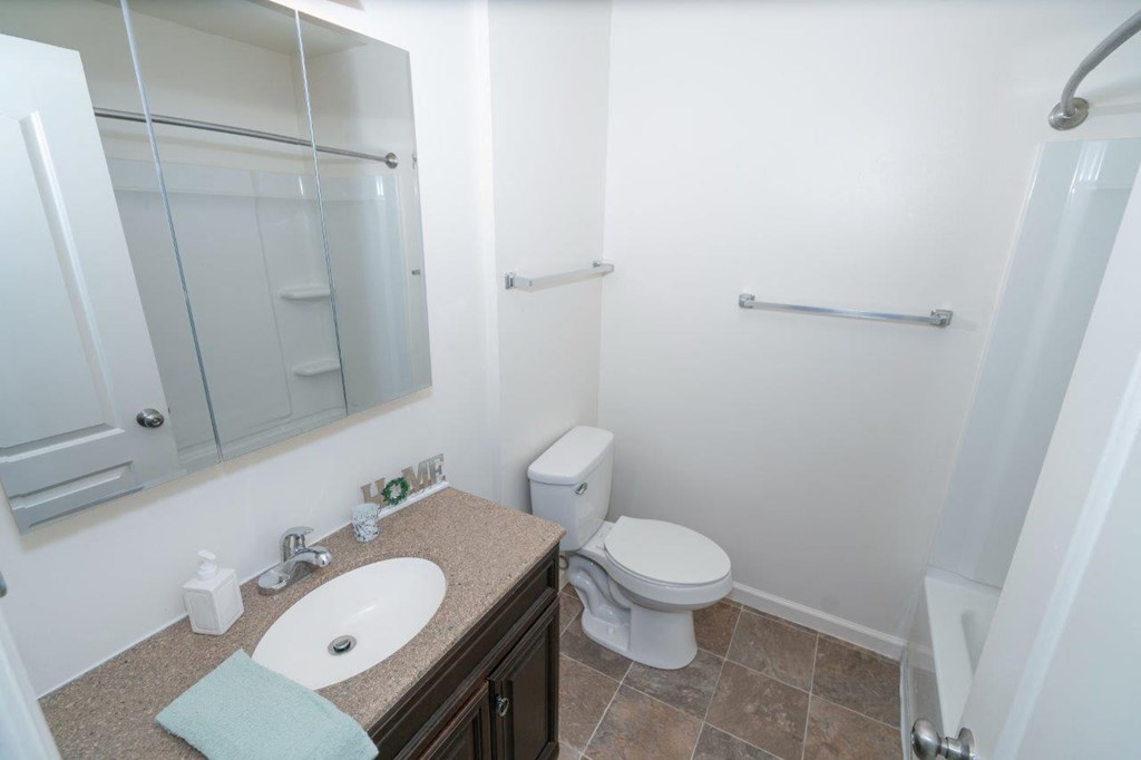 Bridge Street North
1050 Bridge Street, Alma, MI 48801