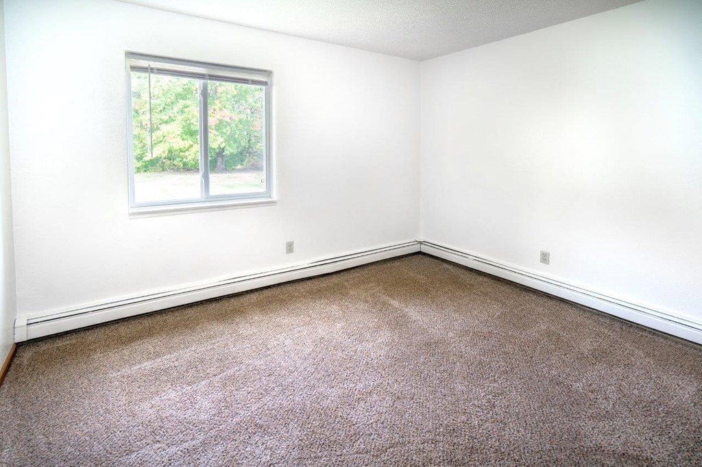 Custer Apartments202 Peachtree Street, Constantine, MI 49042