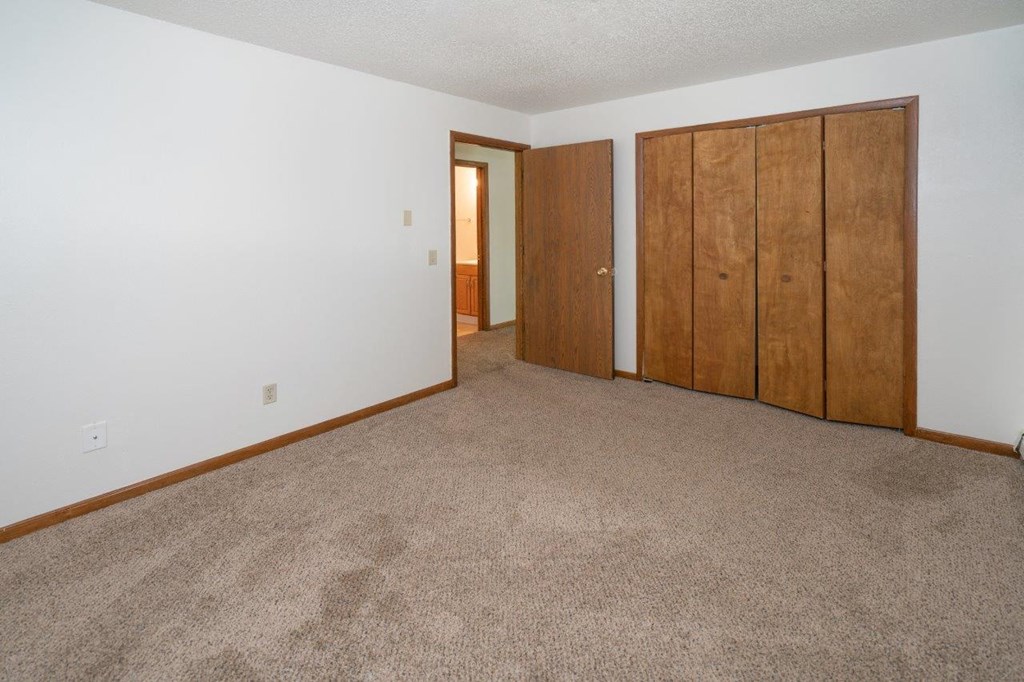 Custer Apartments202 Peachtree Street, Constantine, MI 49042