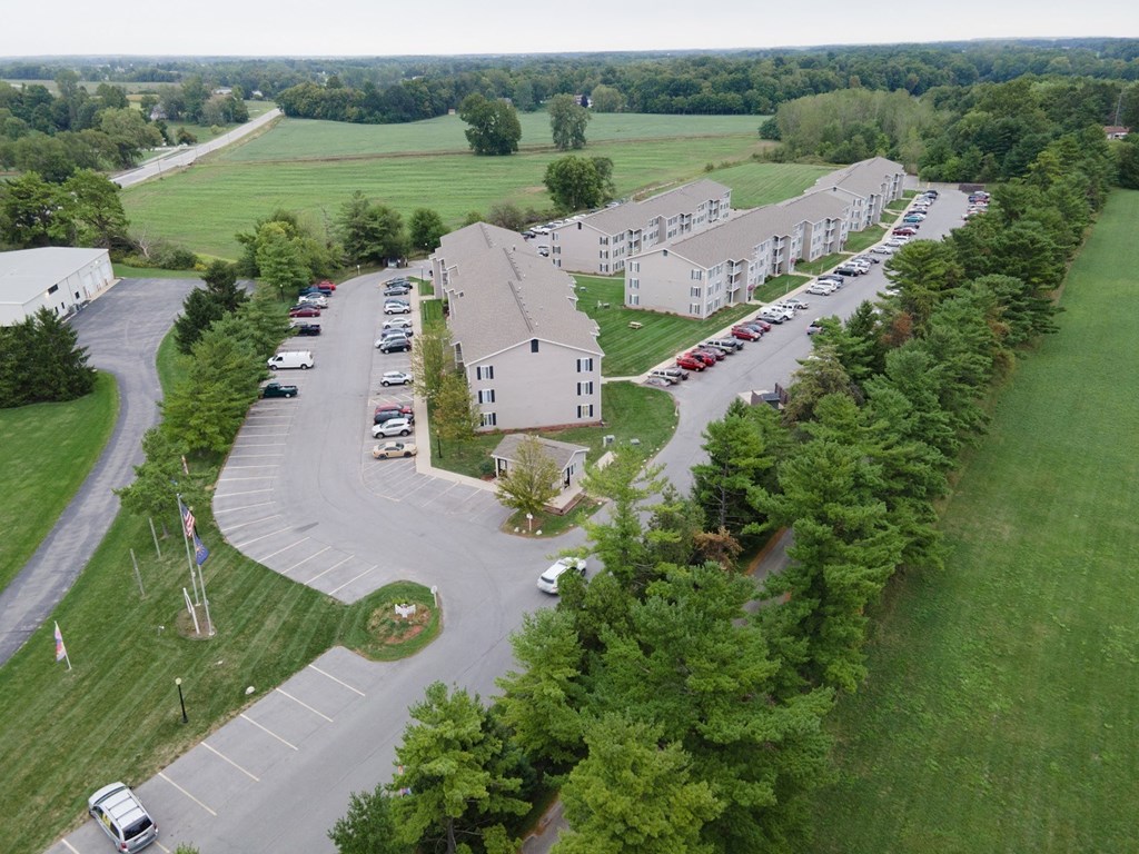 Exterior at Simonson Estates 100 Raleigh Court, Columbia City, IN 46725