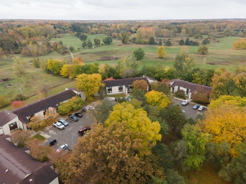 Shepley Apartments
711 Fairway Drive, St. Louis, MI 48880