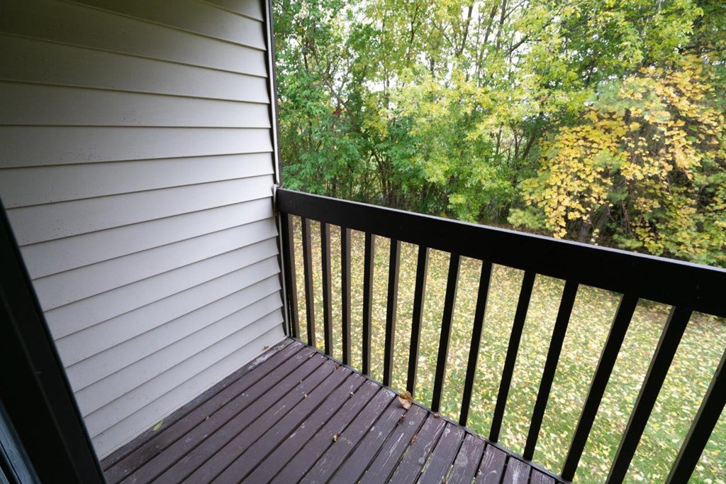 Shepley Apartments
711 Fairway Drive, St. Louis, MI 48880