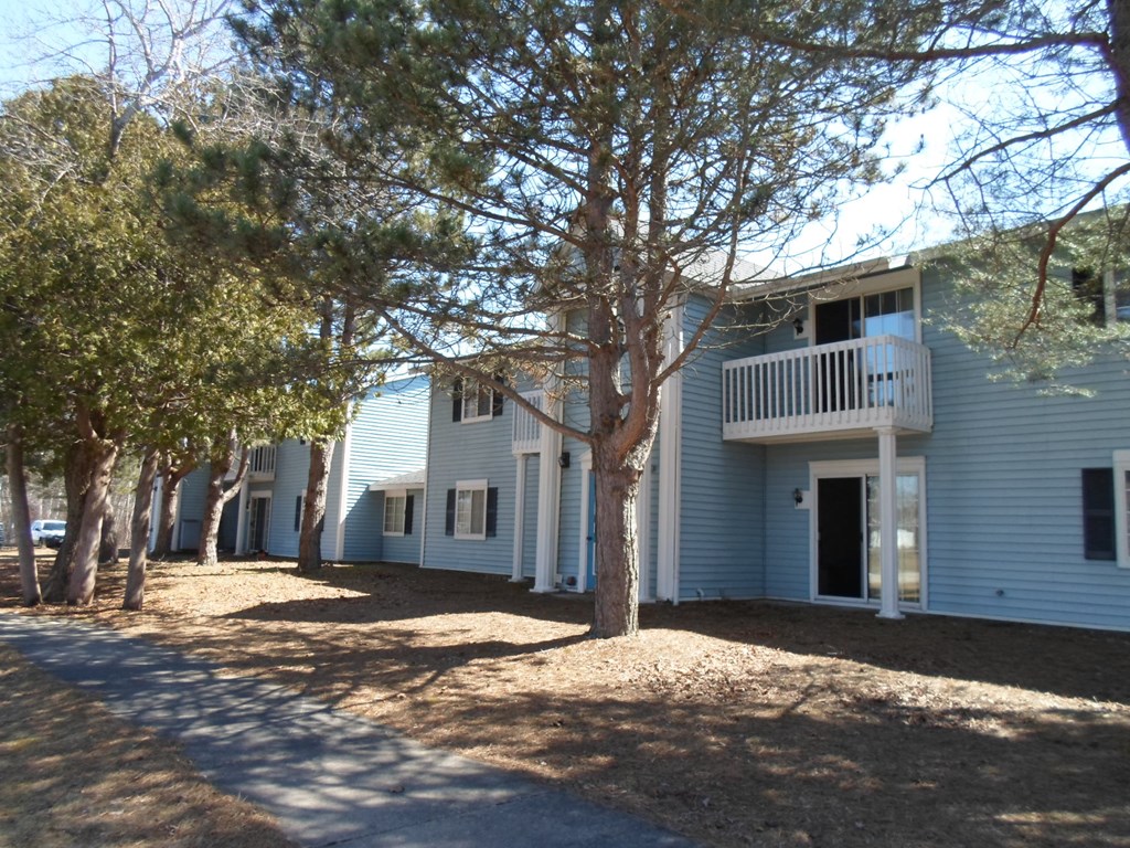 Exterior Wawatam Apartments
311 W. Cadillac Street, Mackinaw City, MI 49701
