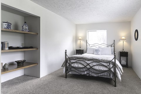 Master bed Yorkshire Place Apartments
1504 Yorkshire Dr., Howell, MI 48843