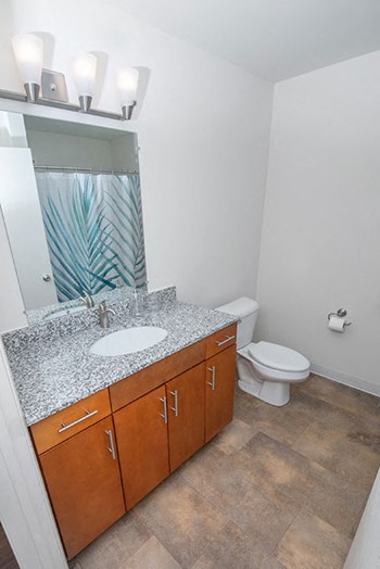 Bright Bathroom Bright Bathroom at Dutton Estates, Saint Clair - Photo Gallery 3