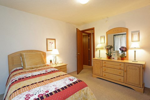 Second Bedroom Davis Estates Apartments in Shelbyville TN