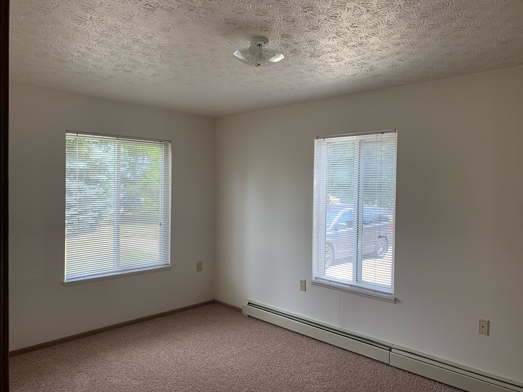 Bedroom  Gateway Apartments 1844 Raleigh Ave Lapeer, MI 48446