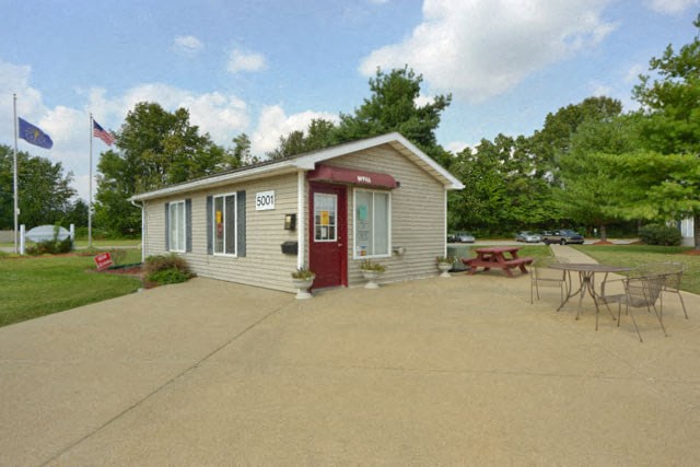 Leasing Office at Hornbrook Estates Apartments, Evansville, Indiana