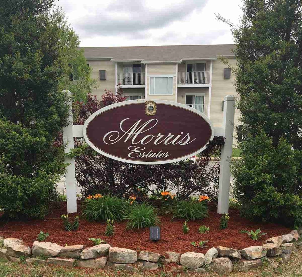 sign sign at Morris Estates Apartments, Hopkinsville