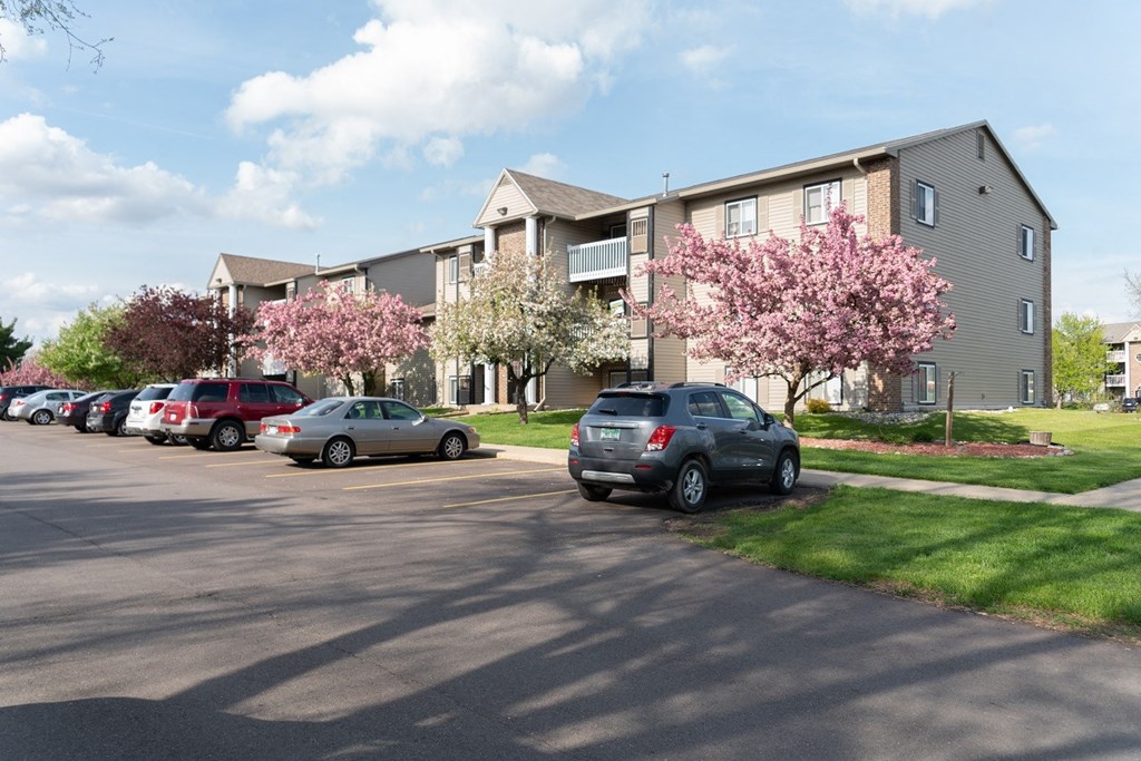 Exterior Yorkshire Place Apartments
1504 Yorkshire Dr., Howell, MI 48843