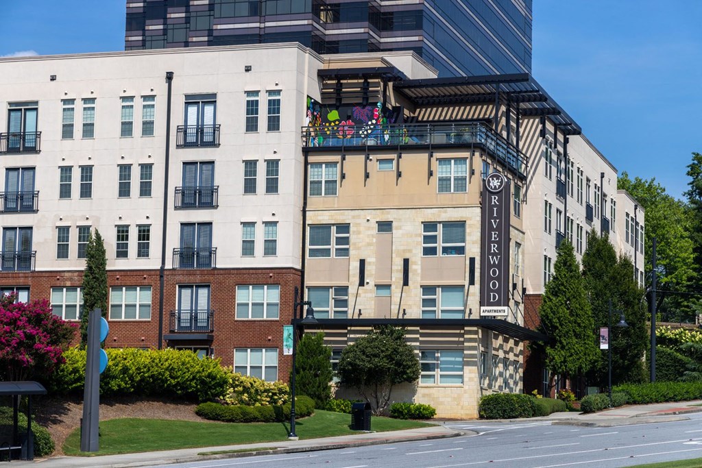 the building in which the hotel is located