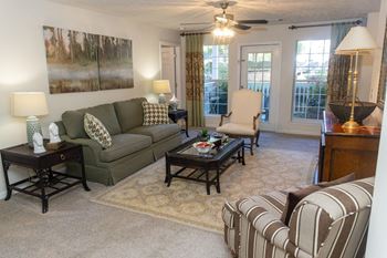 Walton Vinings apartments spacious near Atlanta